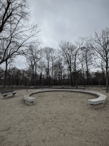 Augarten Waldspielplatz - Sandkiste
